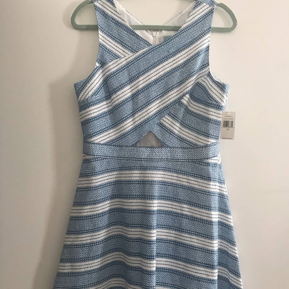 NWT Blue CeCe dress with fun cutout